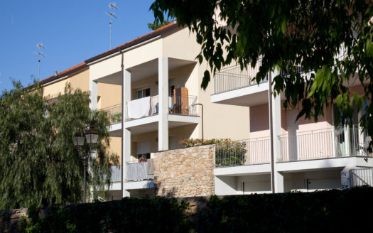 Luxignani – App. D2 – Tranquillo appartamento immerso nel verde