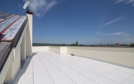 Alice – App. 16 – Attico con ampio terrazzo