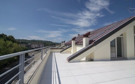 Alice – App. 16 – Attico con ampio terrazzo