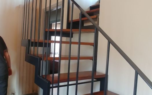 Santo Stefano – Trilocale soppalcato di gran gusto