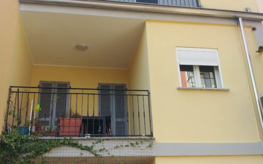 Santo Stefano – Moderno bilocale con terrazzo