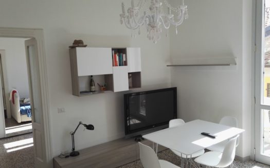 Pantalini – Trilocale centrale in palazzo di pregio