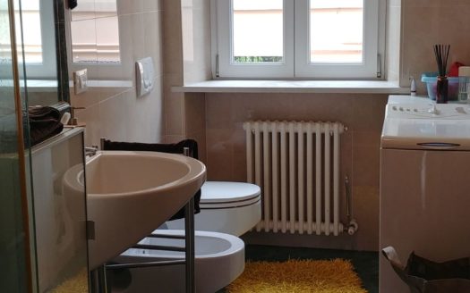 Santo Stefano – Moderno bilocale con terrazzo