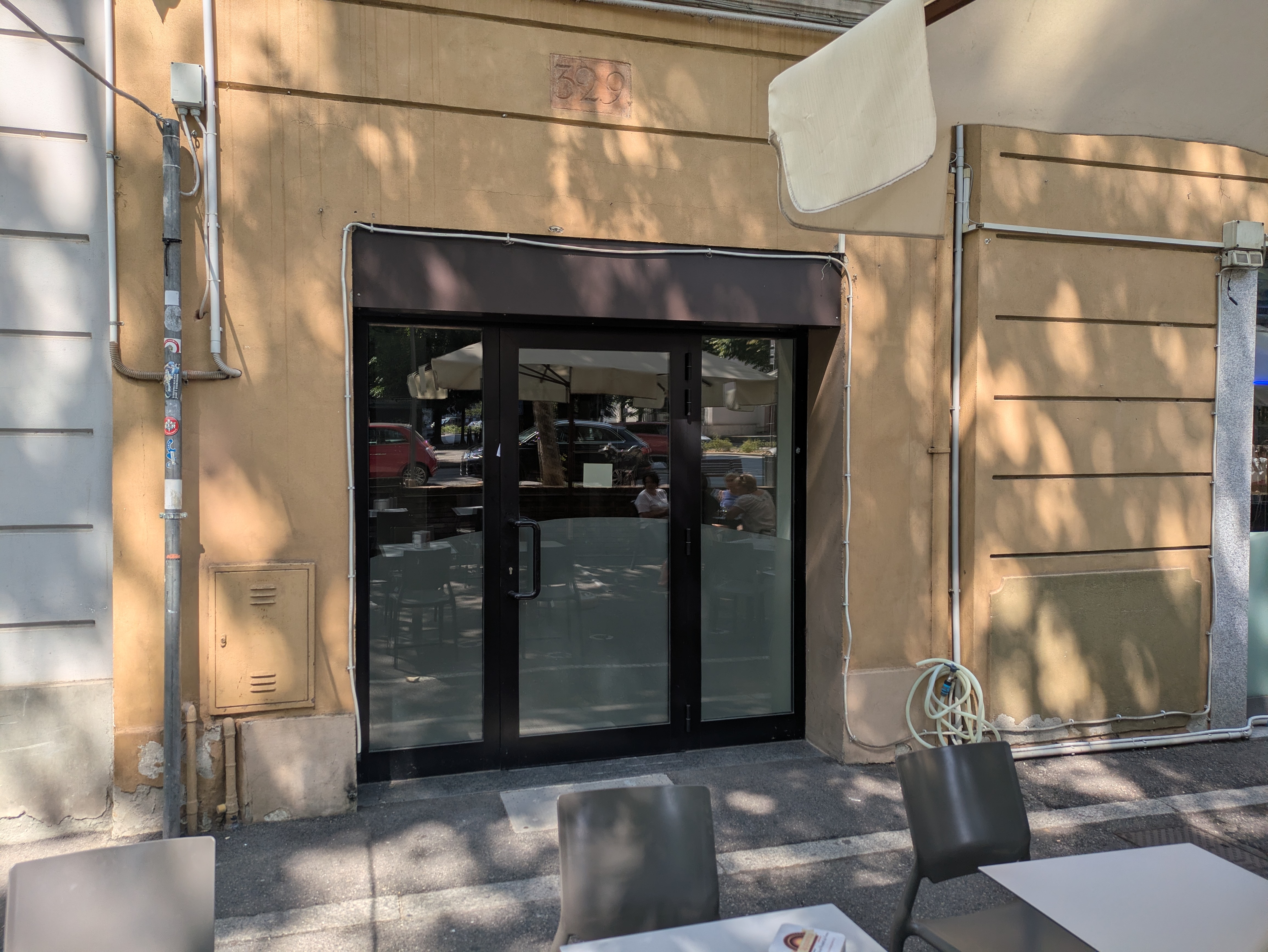 Negozio con Deposito – Via Palmerio 5, Piacenza